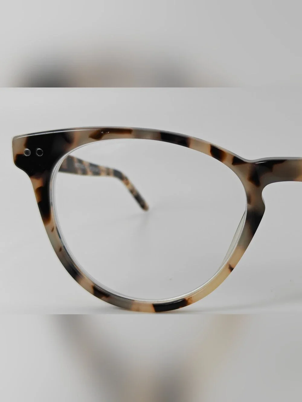Notting Hill. Tortoiseshell Round Women's Eyeglasses. Opthalmic.